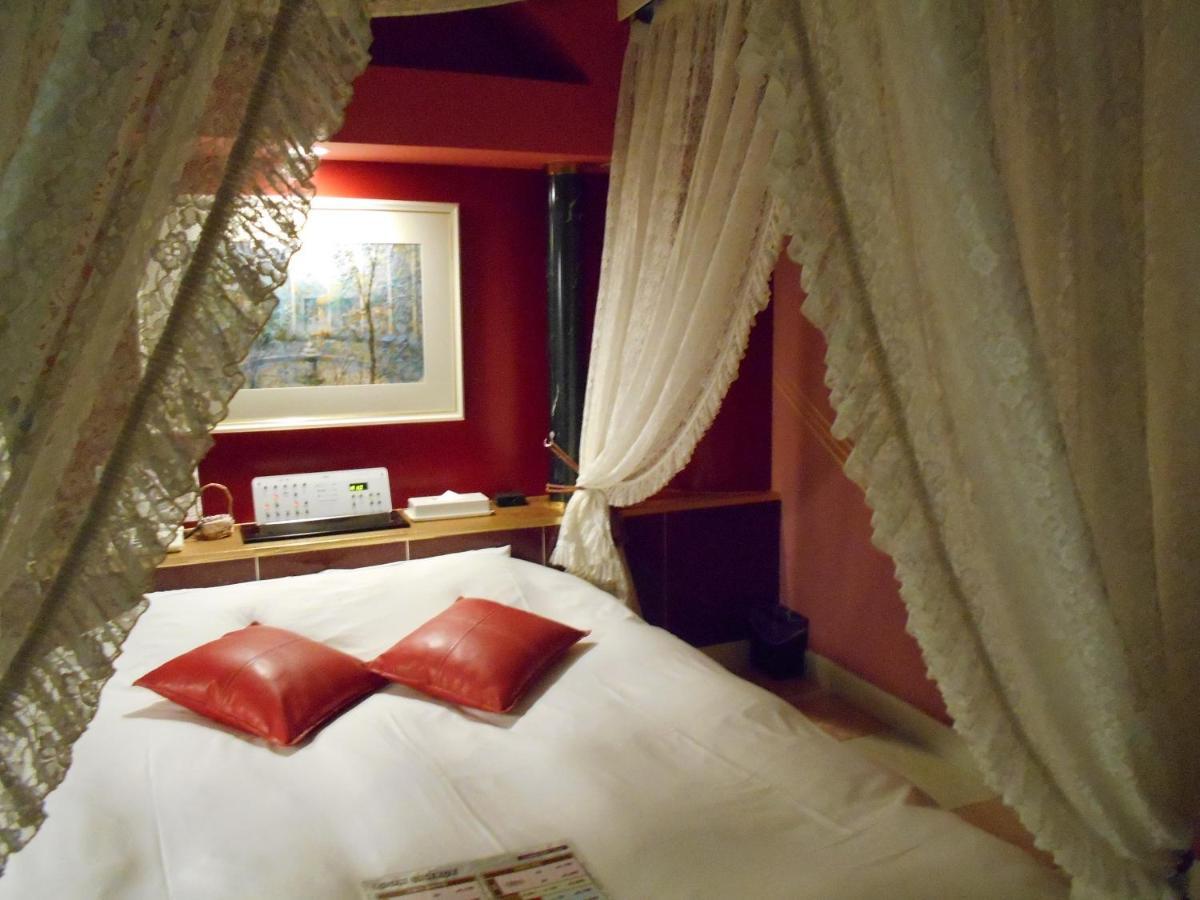 Hotel 愛花夢　小田原 à Odawara Extérieur photo
