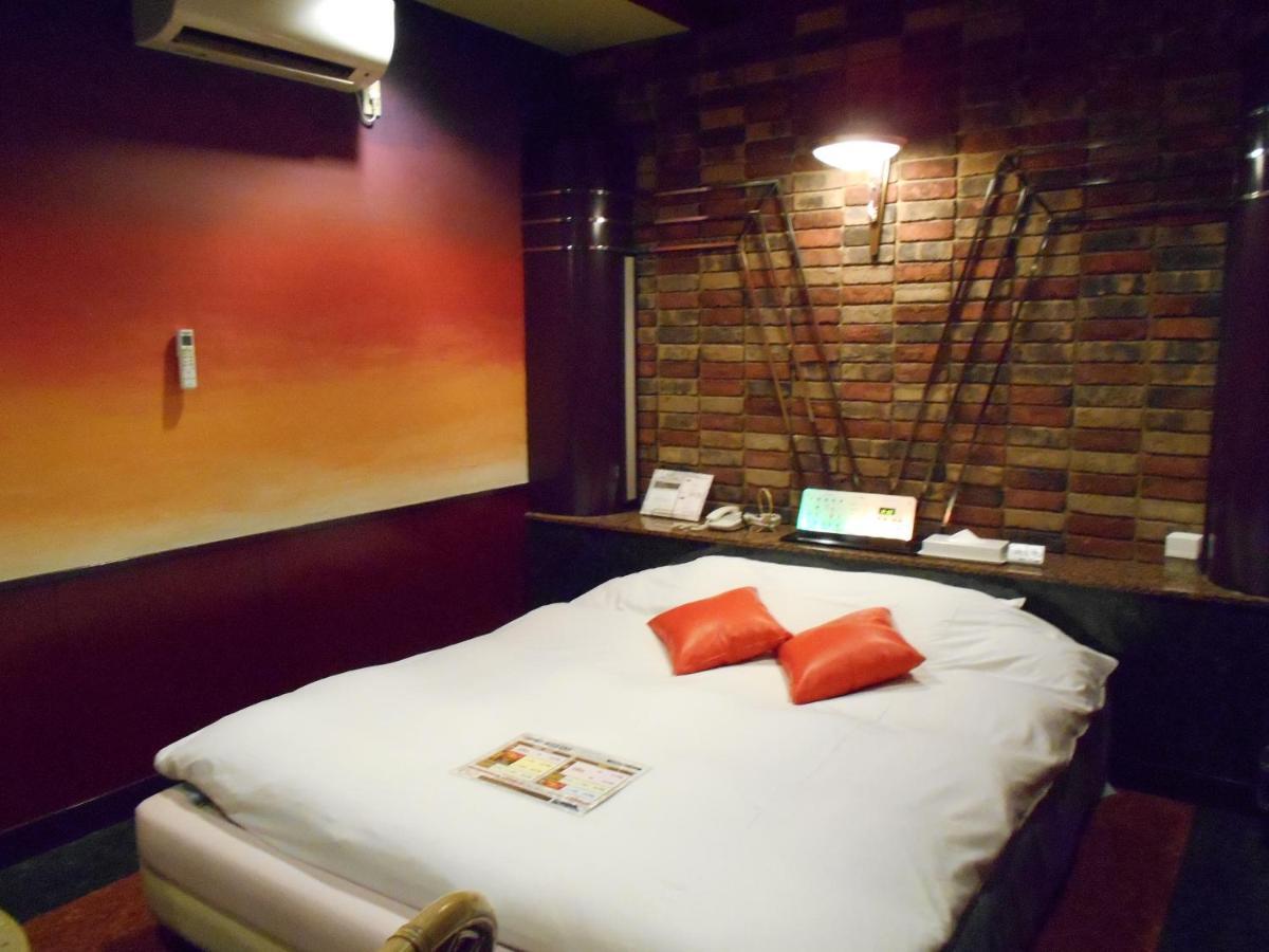 Hotel 愛花夢　小田原 à Odawara Extérieur photo